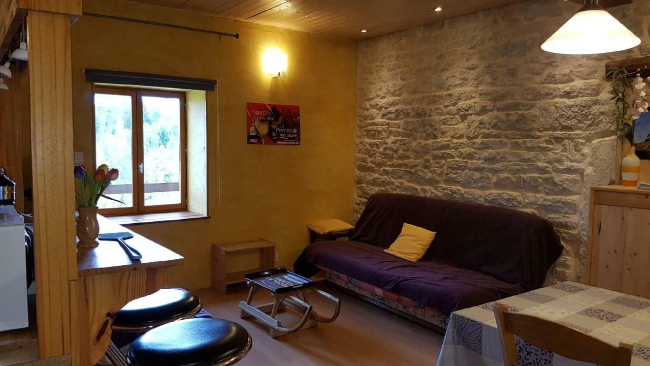 Villa La fontaine à Vertamboz Extérieur photo